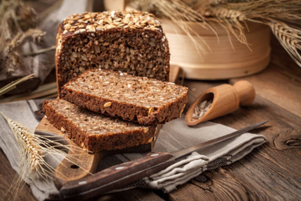 was wiegt eine scheibe brot