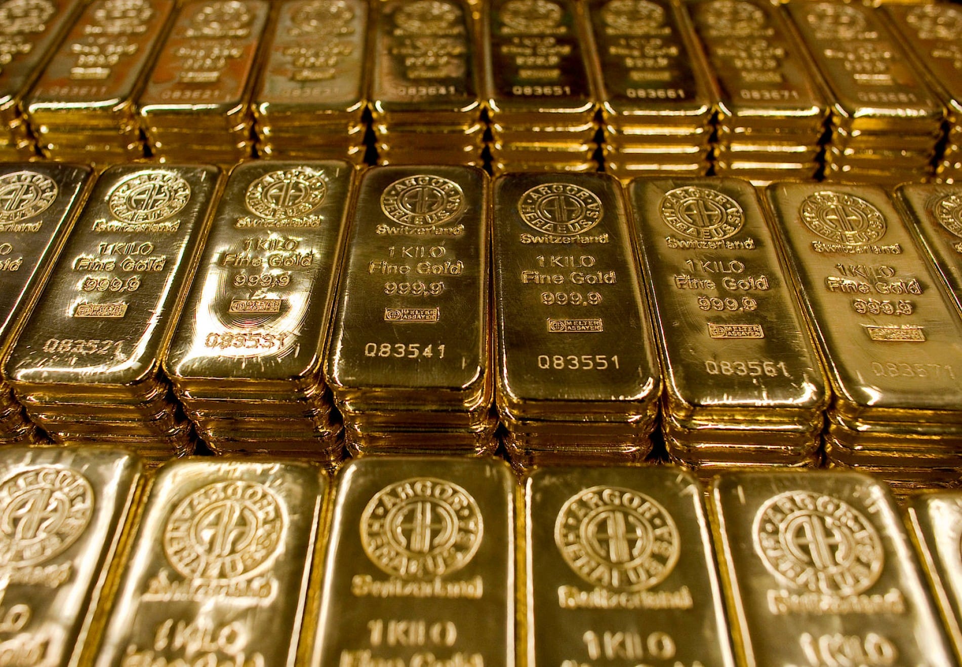 was wiegt ein goldbarren mit 25 cm länge