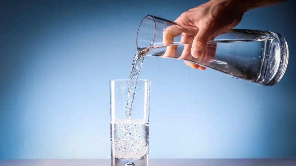 wie viel wiegt ein liter wasser