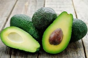 was wiegt eine avocado