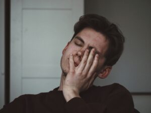 Was hilft gegen Übelkeit und Schwindel