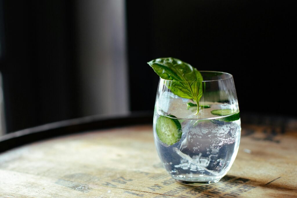 Aus was wird Gin gemacht