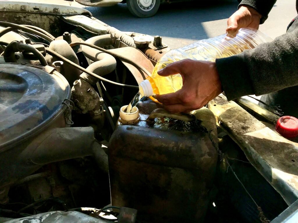 Was sollten Sie beim Nachfüllen von Motoröl beachten