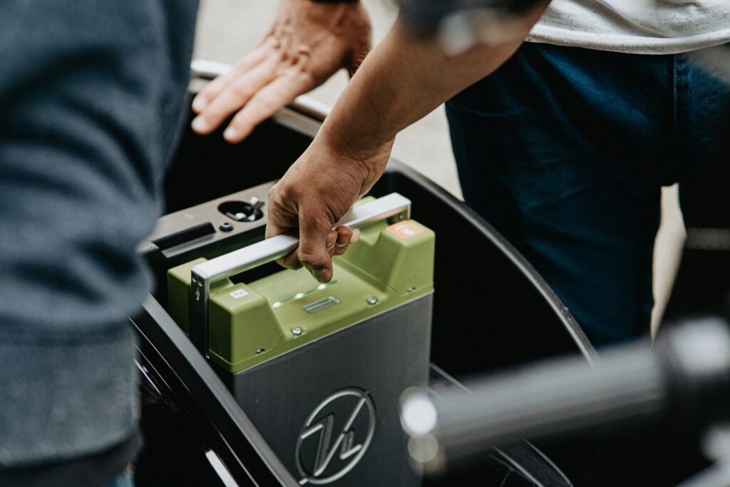 wie lange hält eine autobatterie